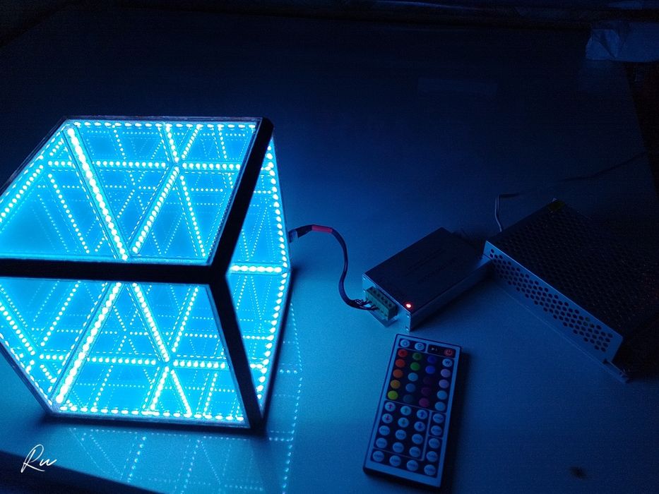 Нощна лампа Led Infinity cube