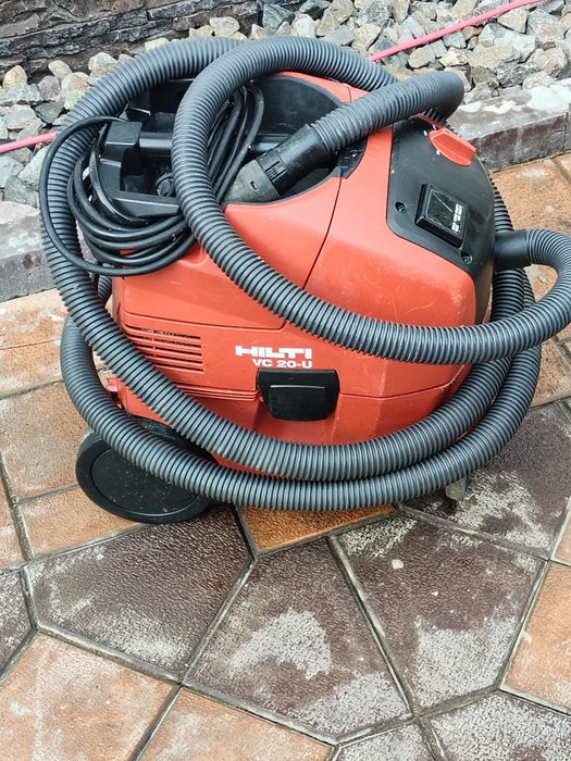 Aspirator HILTI VC 20-U cu auto scuturare că și nou