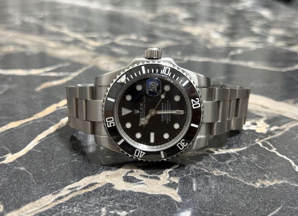 Продаю часы Rolex submariner механический