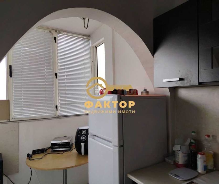 Продава се Двустаен апартамент в Пловдив, Кършияка - 55 кв.м за 1728 €/кв.м - Снимка #4