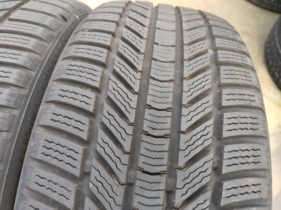 2бр Зимни гуми 225 45 18 - Continental - DOT 2022 -