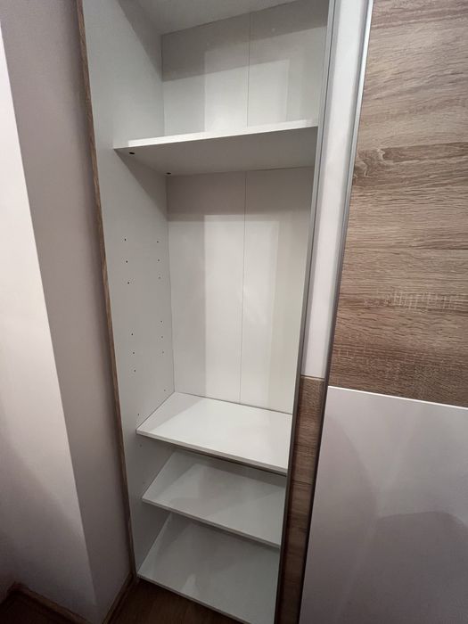 Гардероб с плъзгащи врати Аладин. Без следи от употреба