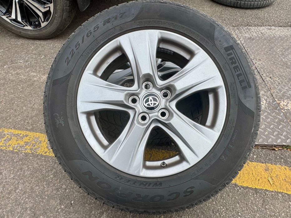 Лети джанти 17” Toyota RAV4