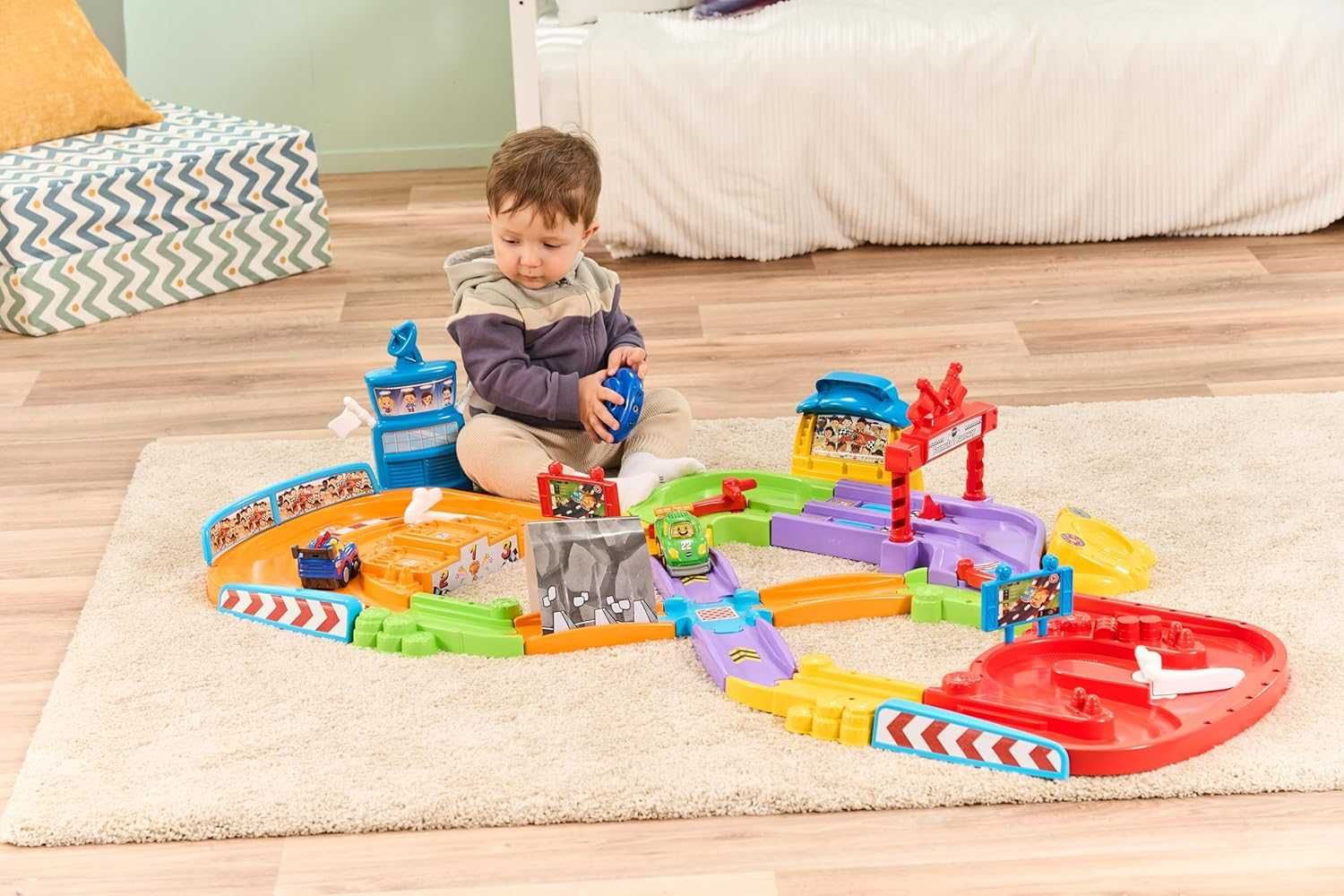 VTech Toot-Toot Drivers Комплект писта с 2 коли, дистанционно