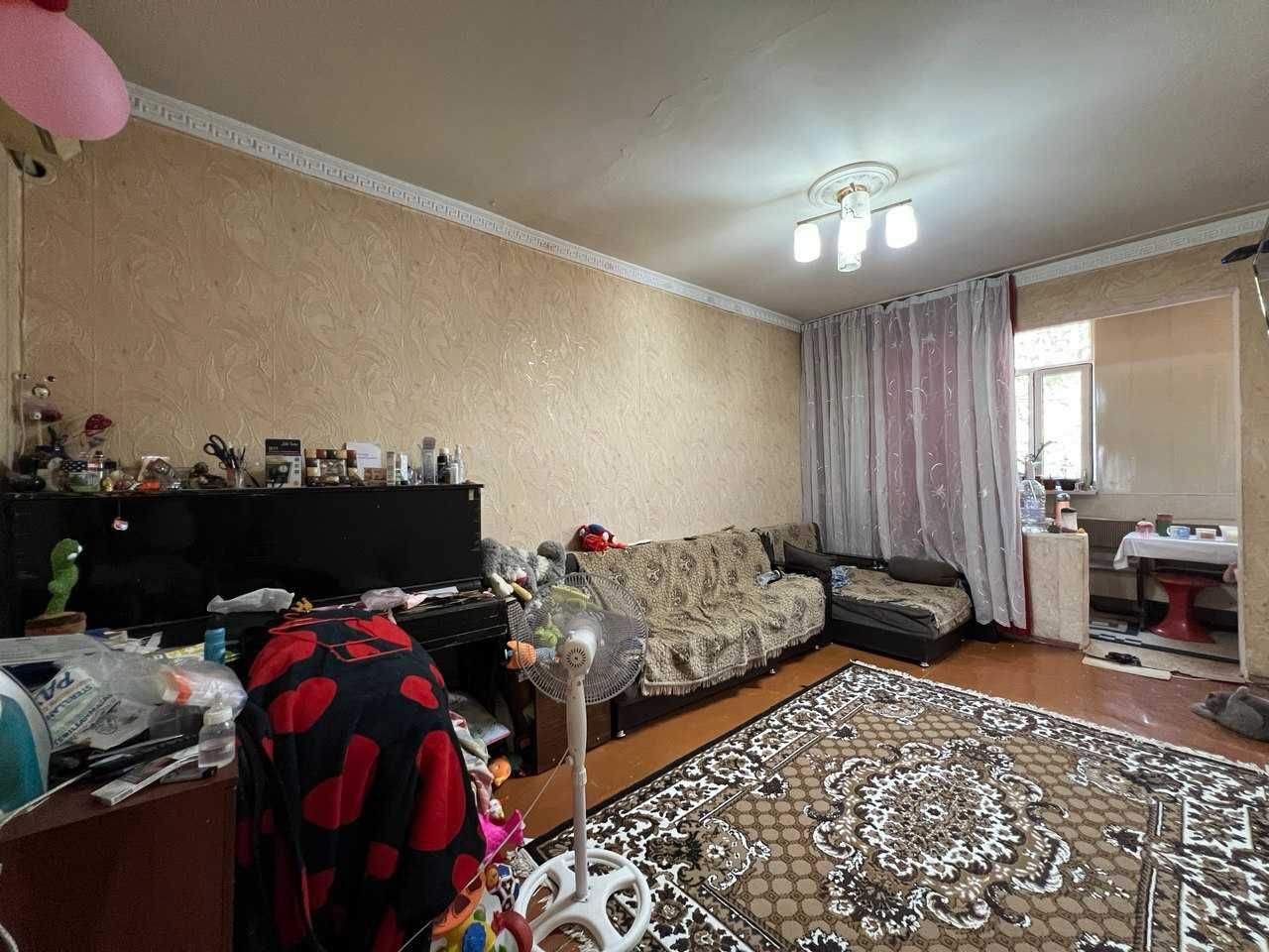СРОЧНО !!! Продается квартира в Яшнабаде 2/1/4 (48 кв/м ) Авиасозлар 2