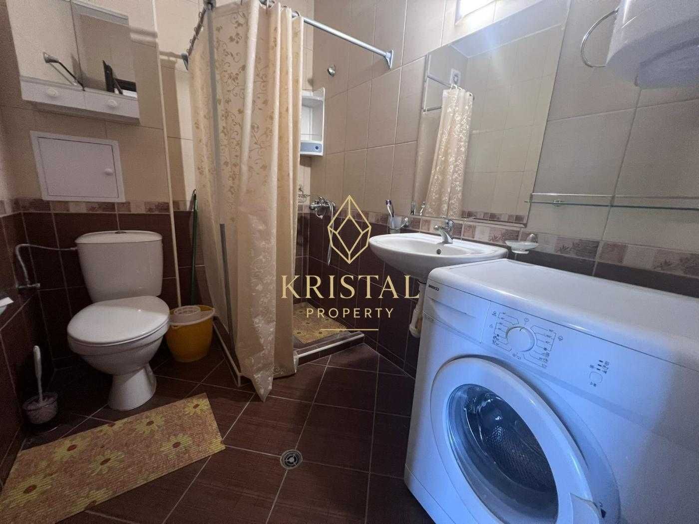 ID: 299 Просторен апартамент, студио във вилна зона Кошарице