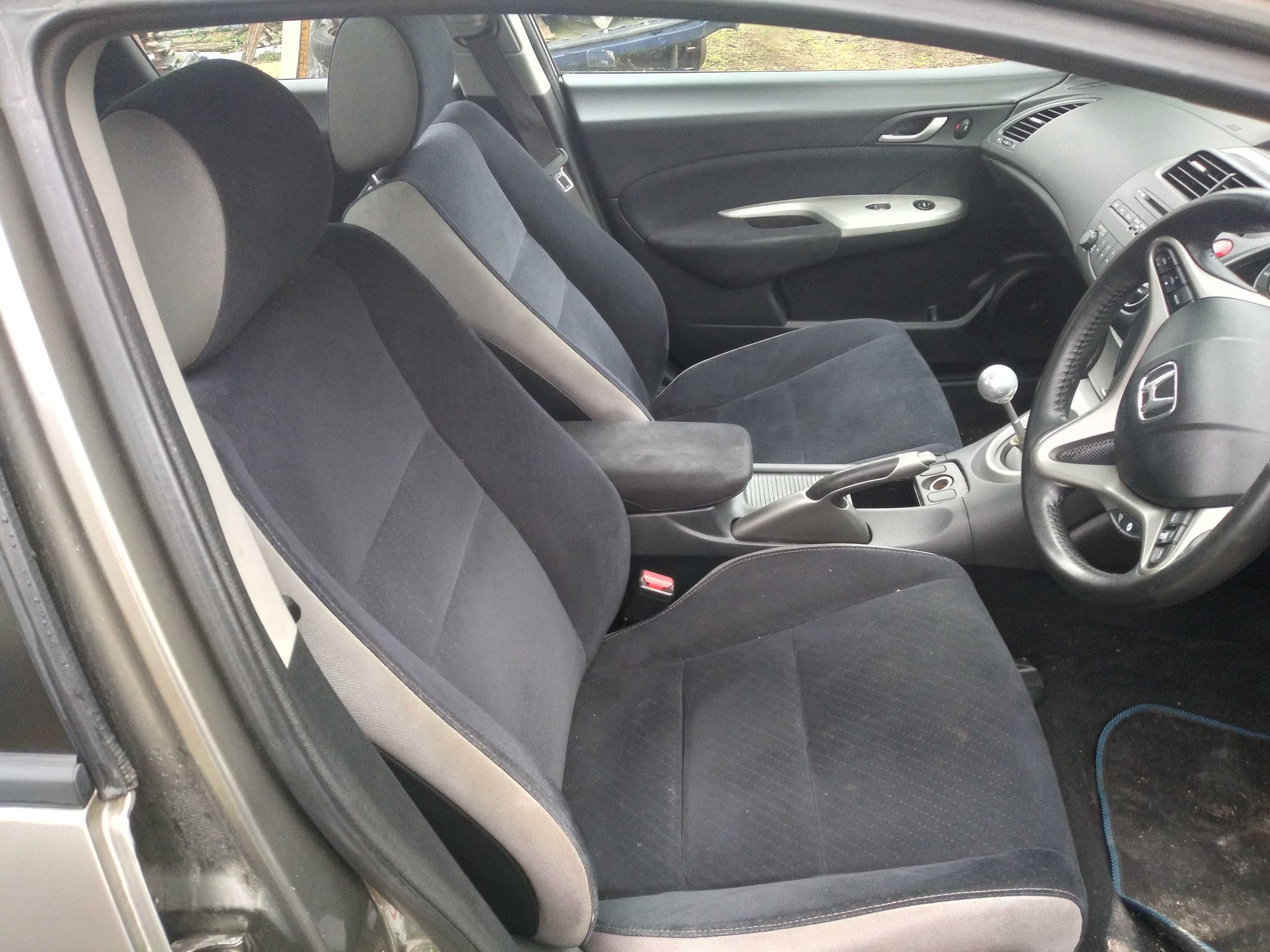 Honda Civic 2.2 i-cdti 140кс на части