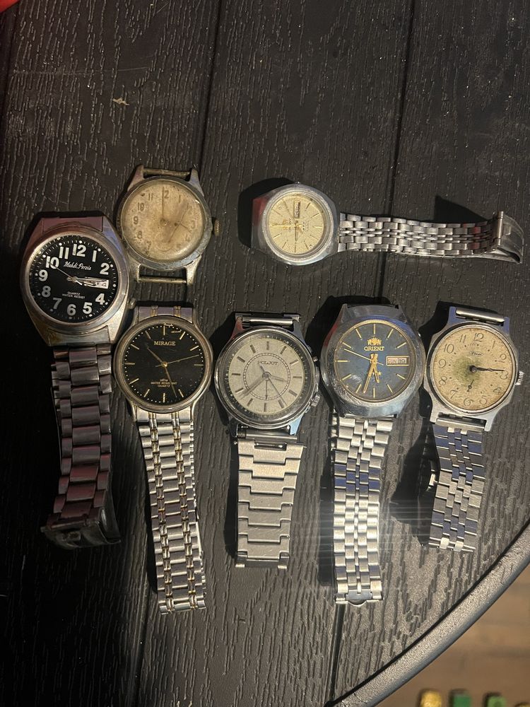 Продавам стари руски часовници