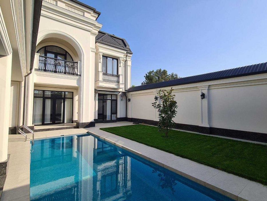 ДОМ
центр Луначарского
5 соток
550 м² Бассейн, сауна