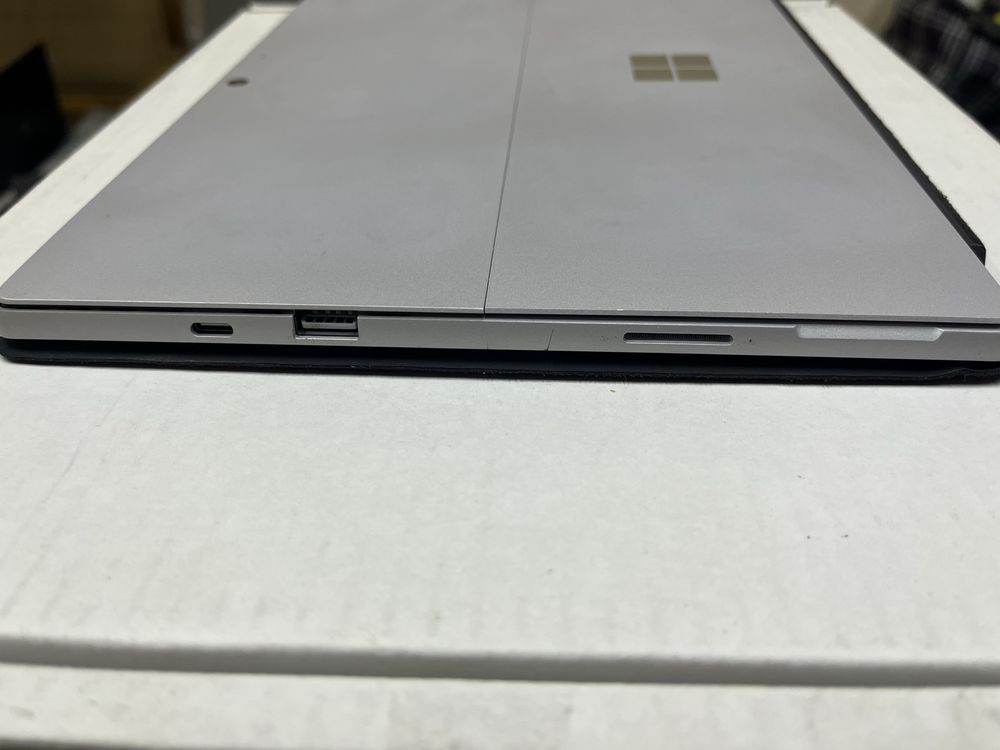 Microsoft Surface Pro 7 планшет windows i3 4gb 128 ssd тарарейка 50цик
