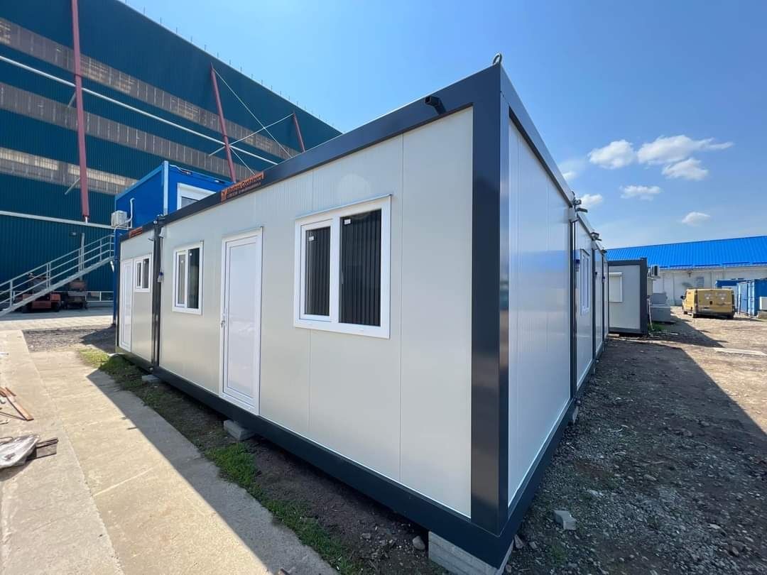 Vând containere modulare