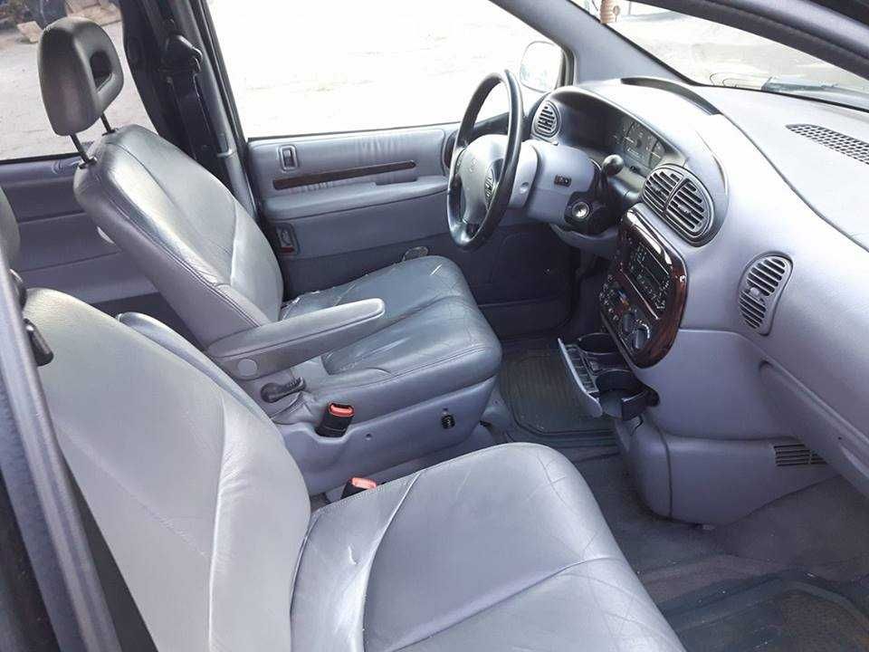 само на части Chrysler Grand Voyager 2,4 / 3,3 / 3,8