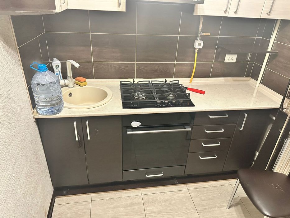 Продам кухонный гарнитур