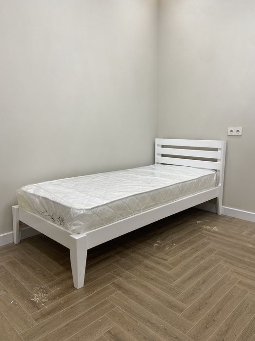 Суперпрочная кровать из древесины!