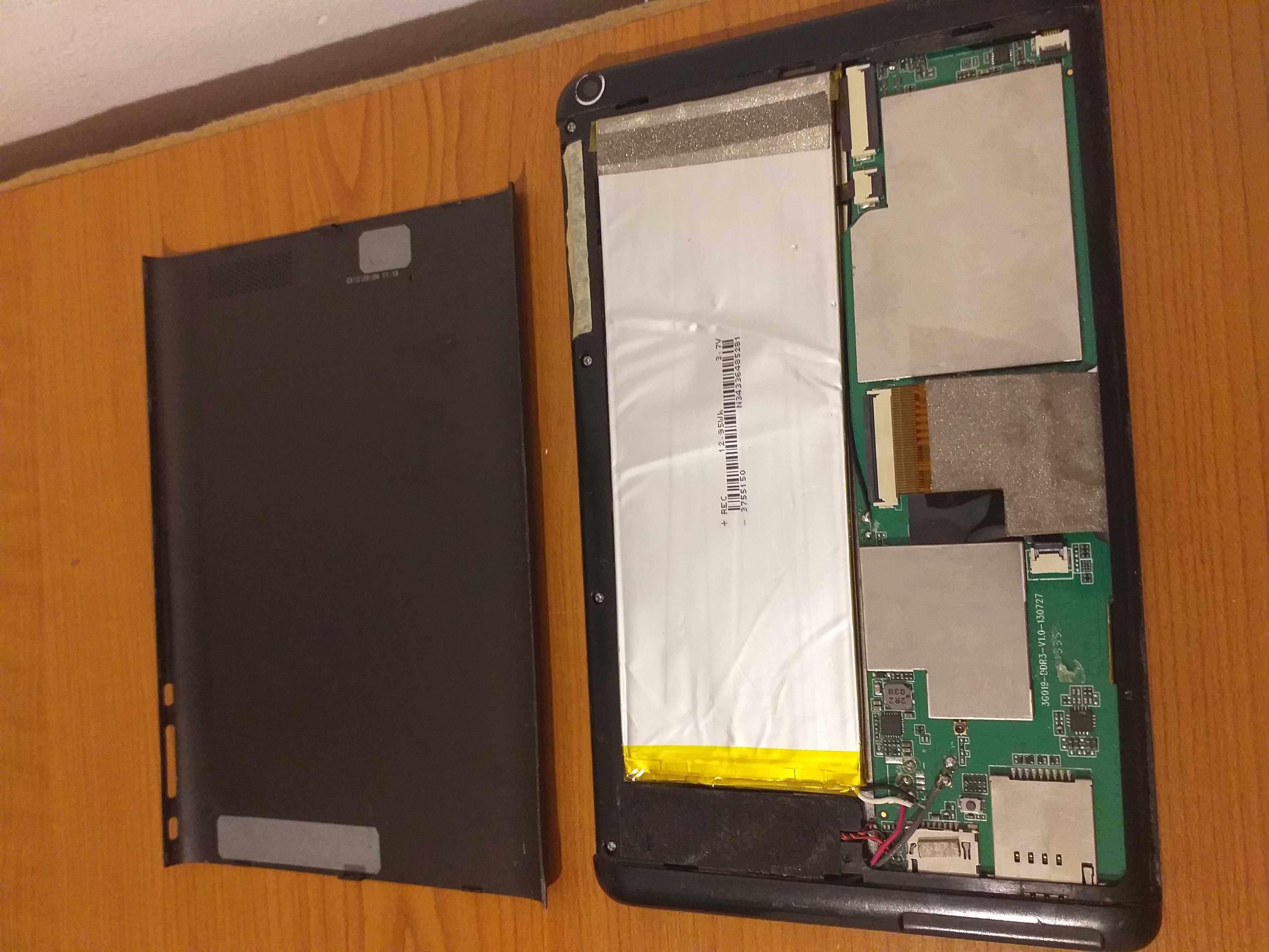 2 Tablete(Evolio+Cosmote)+ 2 telefoane HTC defecte