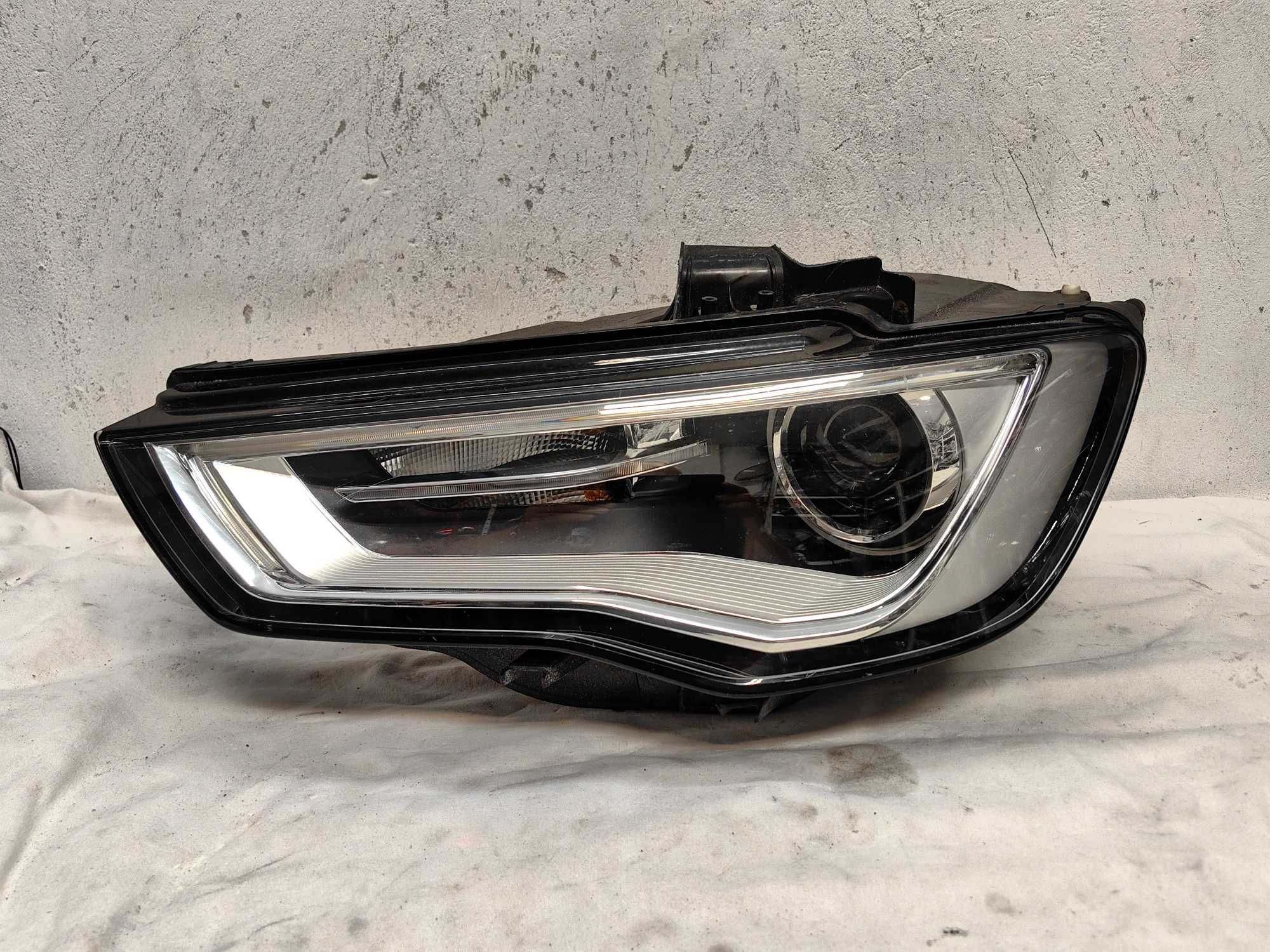 Оригинален фар Ауди А3  Audi A3 Led Bixenon