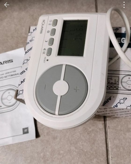 Termostat Solaris pe fir