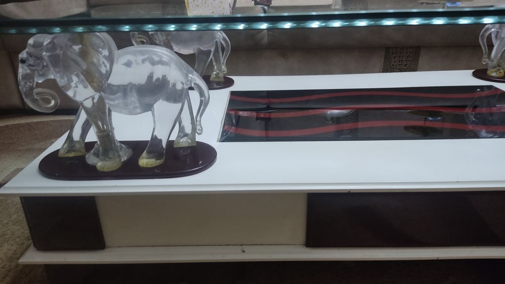 Журнальный-обеденный стол невысокий