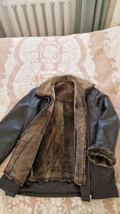 Продам кожаную куртку