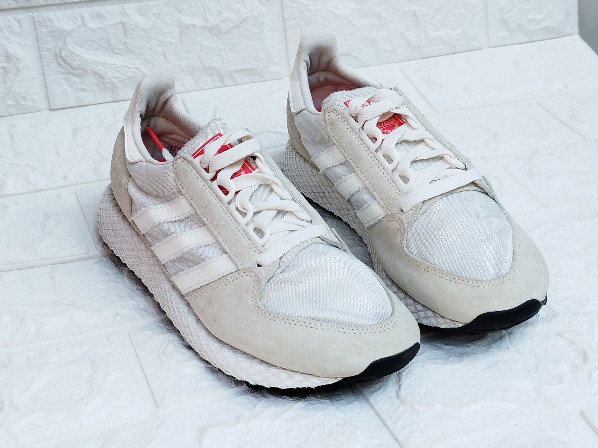 ADIDAS Forest Grove W Coud,37,5 номер, Nike, Salomon 
37,5 номер