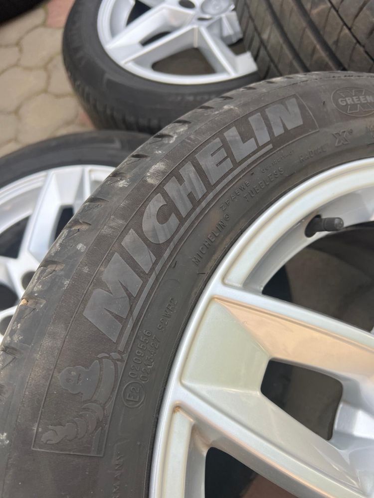 Jante aluminiu originale Audi R17 + cauciucuri vara 225/50 R17