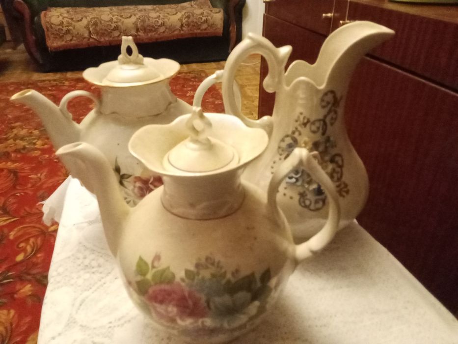 Посуда Чайники б/у.