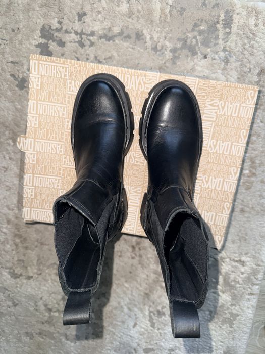 Боти Mango, като нови