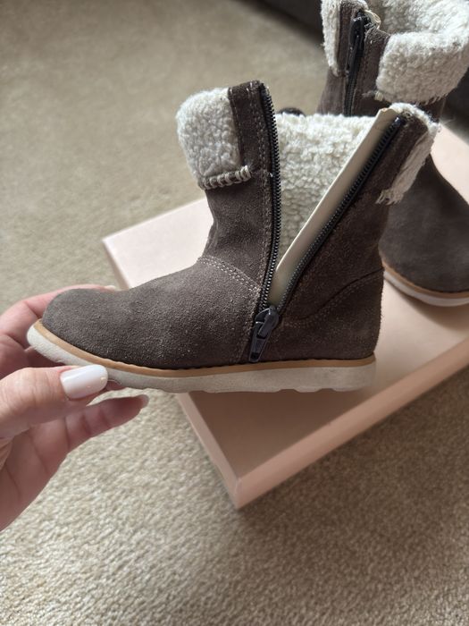 Ghete clarks piele intoarsa masura 24