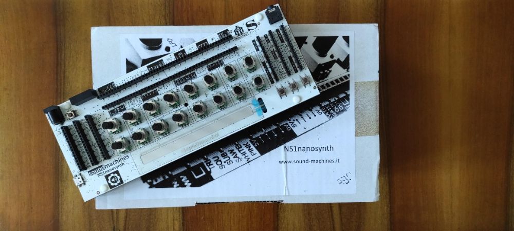 Sintetizator NS1 nanosynth