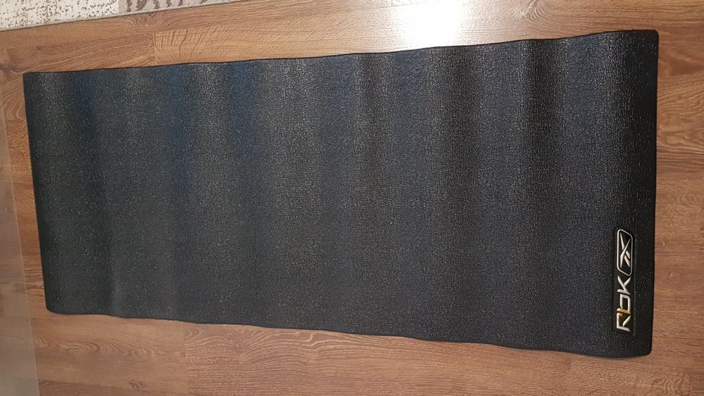 Saltea pentru antrenamente RBK originala