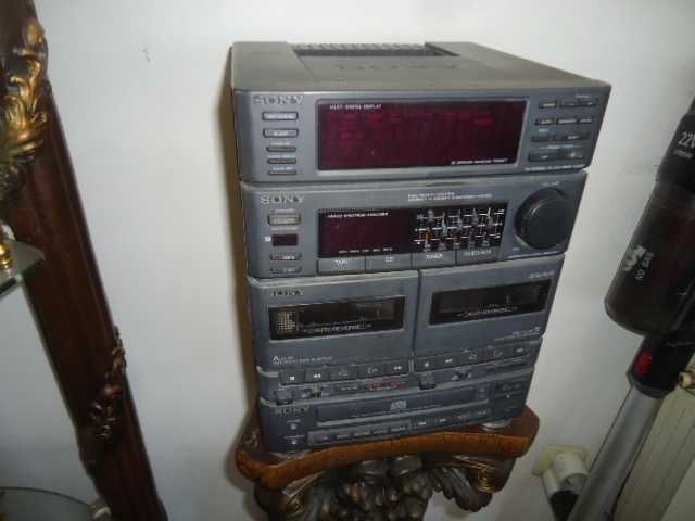 SONY уредба радио, касете,CD.