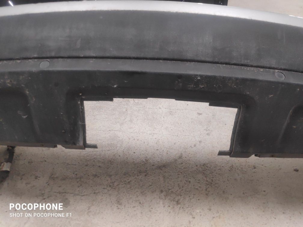 Задна броня с парктроници Vw Touareg / Фолксваген Туарег 2006г.