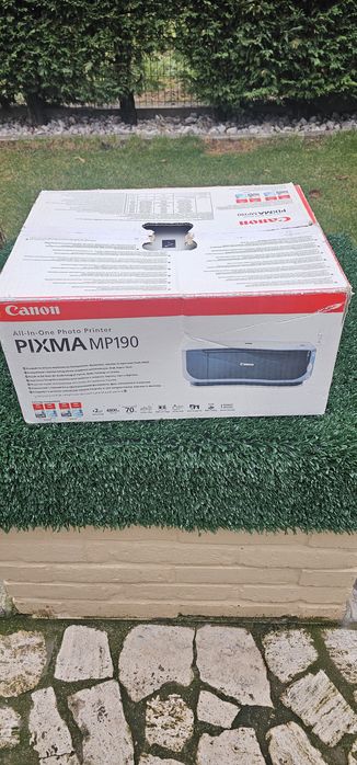 Vand imprimanta noua