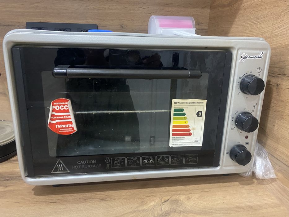 Продам духовку в отличном состаяние.