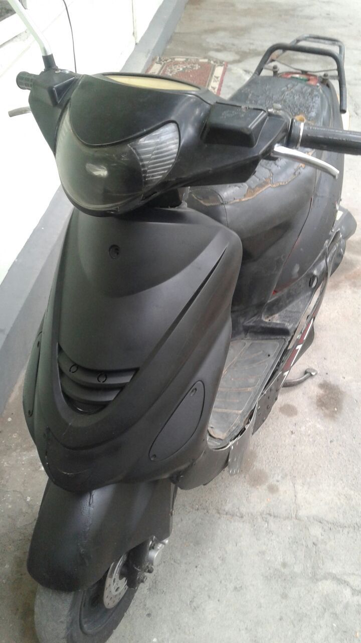 Jayron skuter 80 kub mator zver