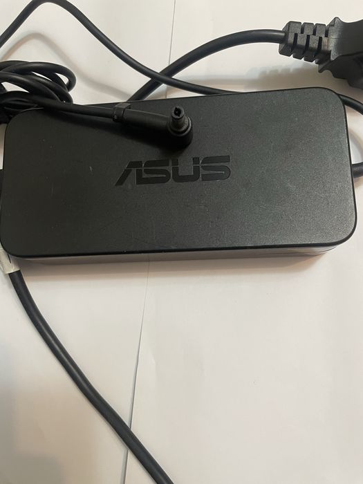Incarcator ASUS A15-120P1A 19V 6,32 A mufa 5,5/2,5 mm