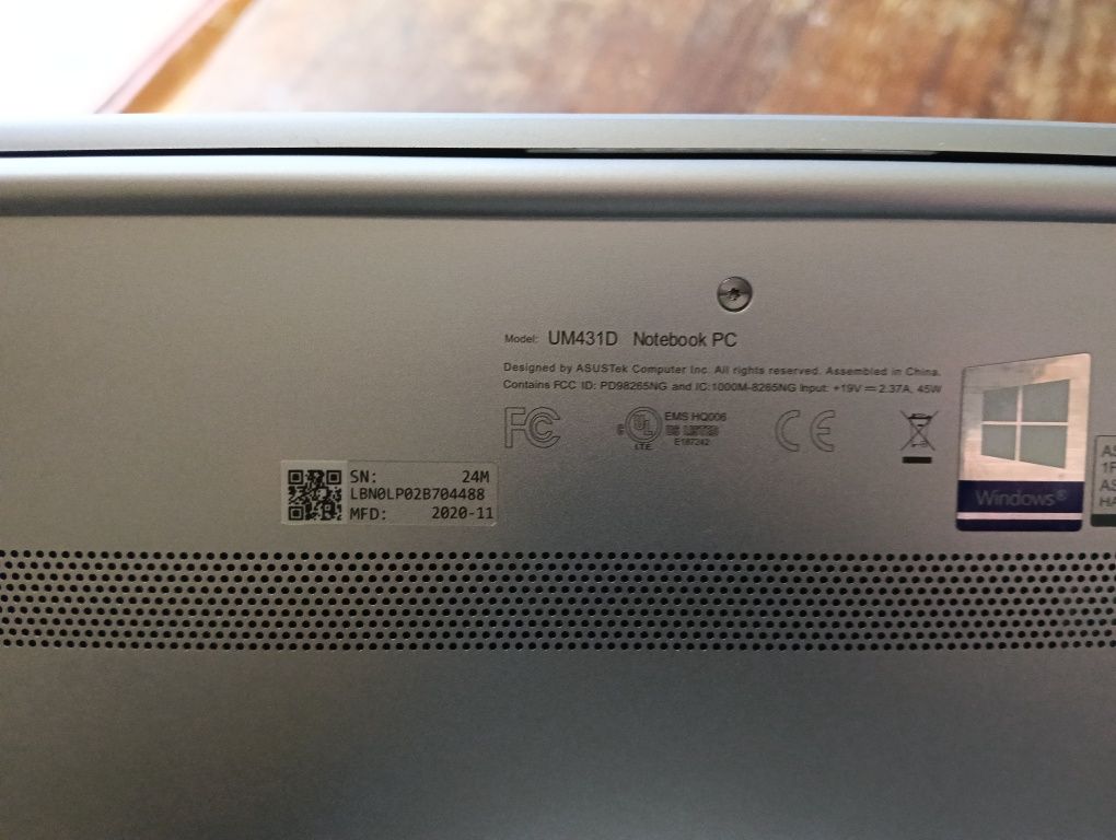 Asus Zenbook 14 запазен