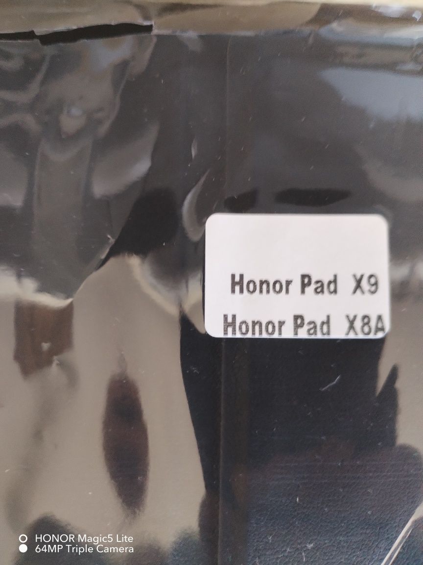 Кейс с безжична клавиатура за Honor Pad