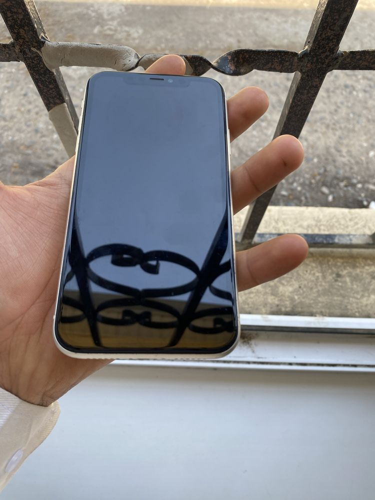 Iphone 11 sotladi