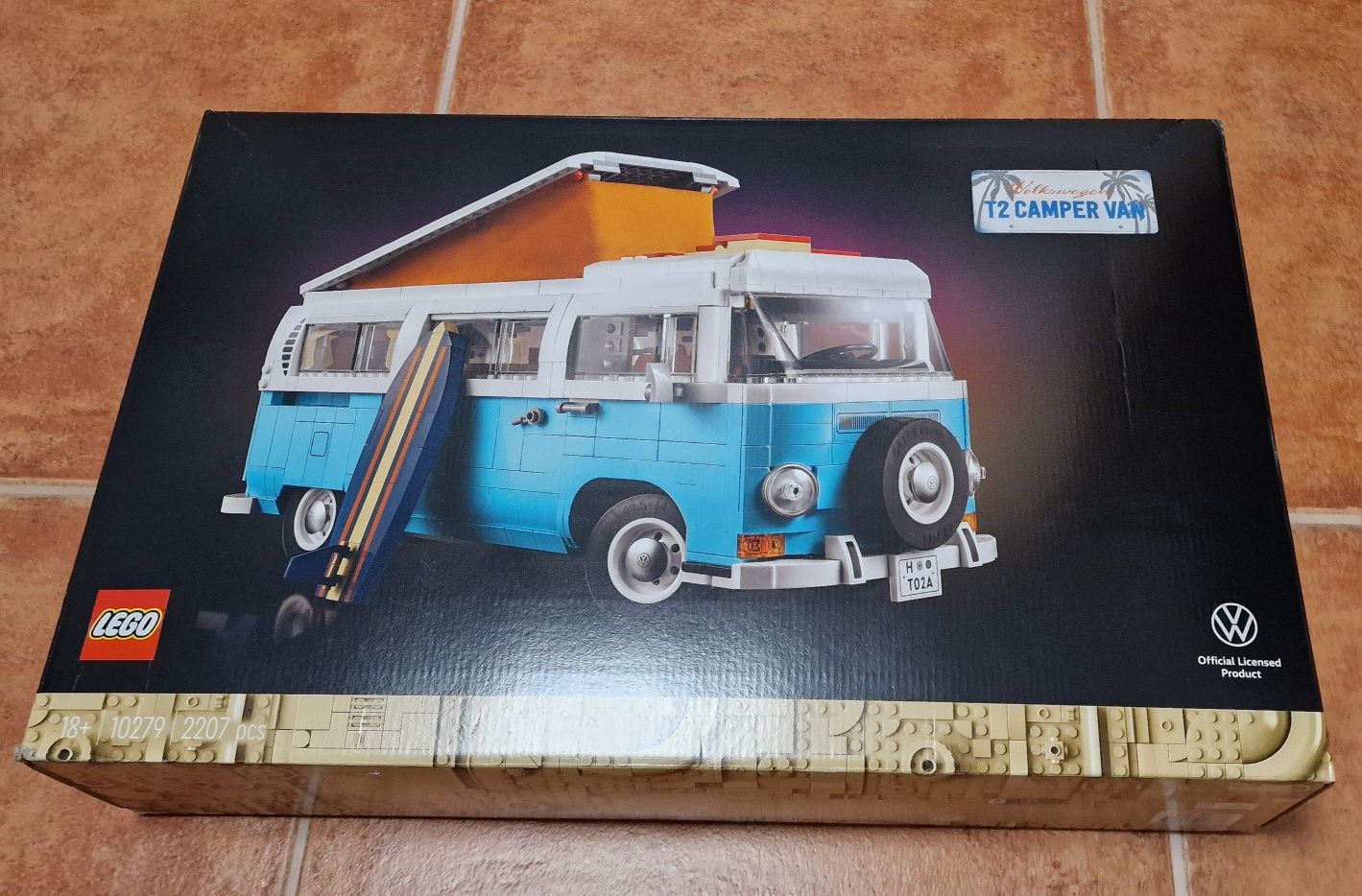 LEGO Creator Expert - Furgoneta de camping Volkswagen T2 10279 Sigilat