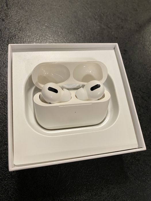 AirPods Pro като нови