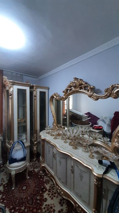 Срочно продаётся квартира 3-комнота Корасув 6