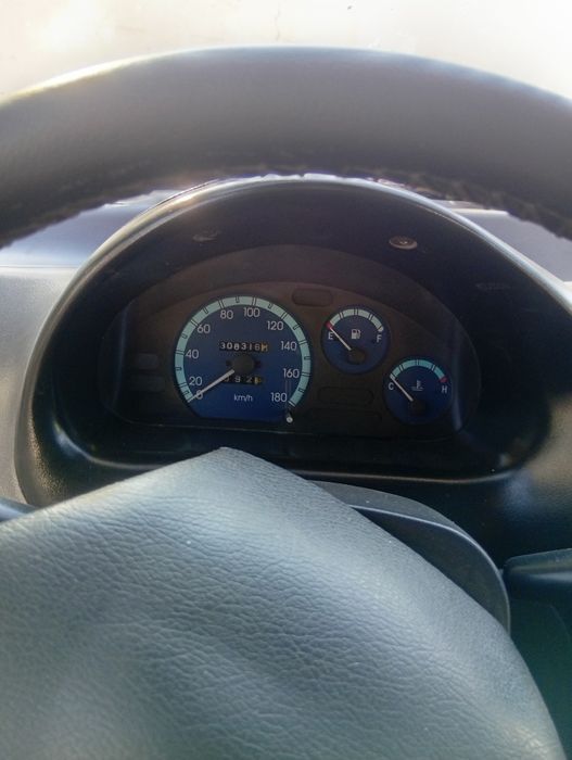 Продаю Матиз 2013год