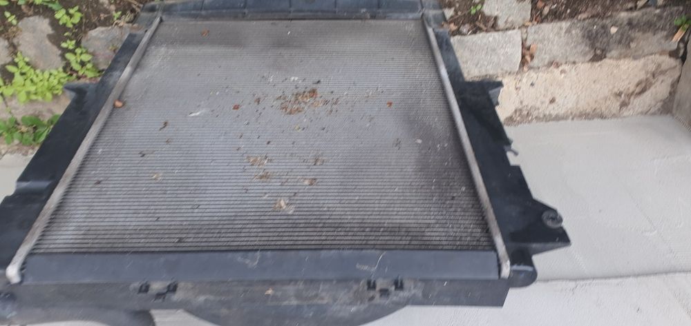 Radiator mitsubishi L200