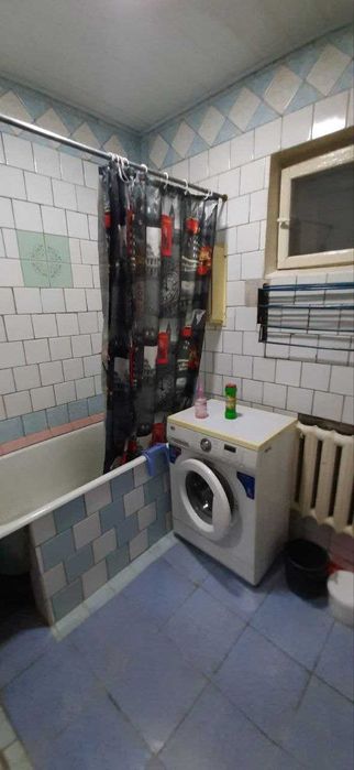 СРОЧНО !! Продаётся квартира в Мирабаде 4/3/4 ( 80 кв/м ) Массив 1