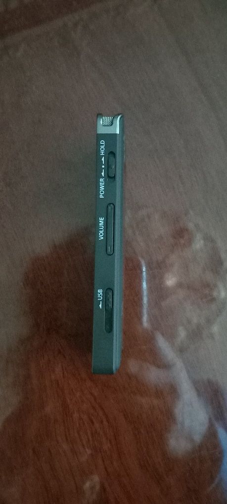 Reportofon Sony+card 32G