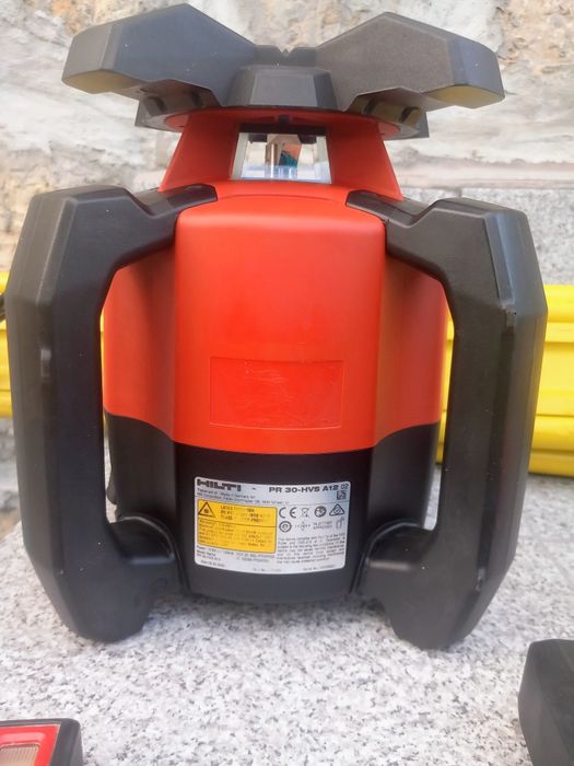 Ротационен лазерен нивелир Hilti PR 30-HVS A12