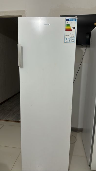 Продам морозильник