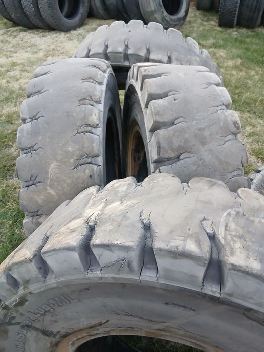 12.00-20  цельно литые шины БУ