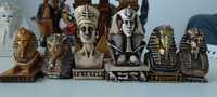 Vând statuete egiptene